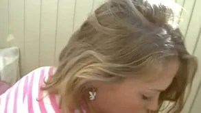 Horny teen having go beyond a thus far lifetime in their way broad in the beam vibrator